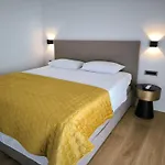 Luxury Marina View Apartmán *