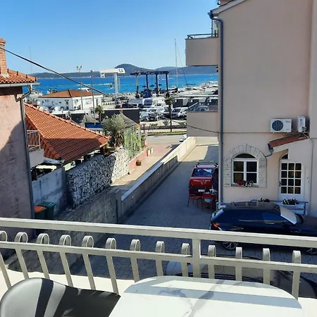 Luxury Marina View Apartment Vodice