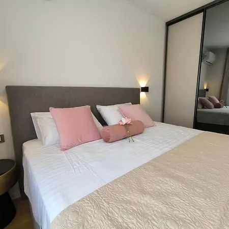 Luxury Marina View Apartamento