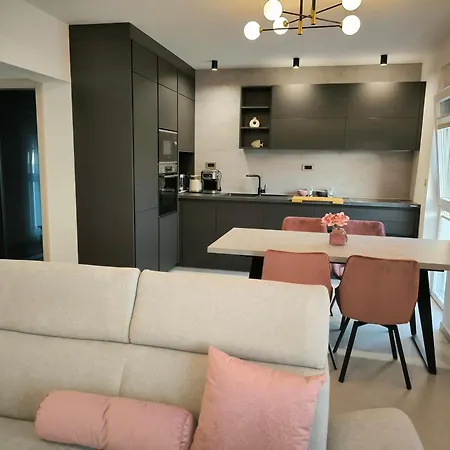 Apartment Luxury Marina View *