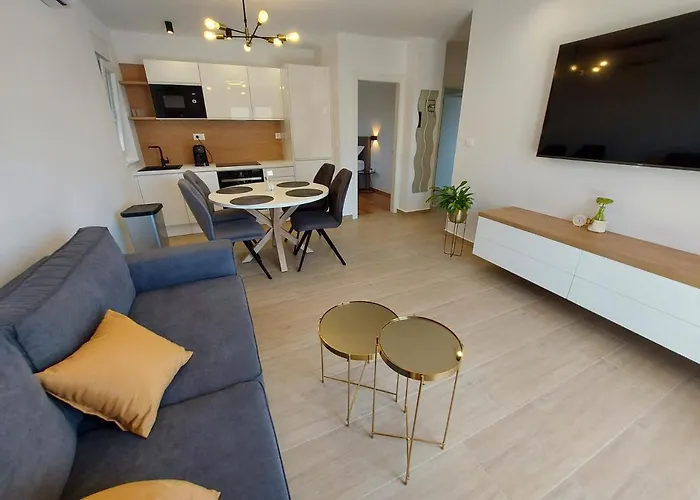 Apartment Luxury Marina View