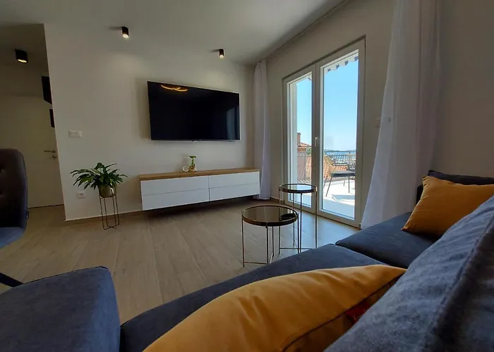 Luxury Marina View *