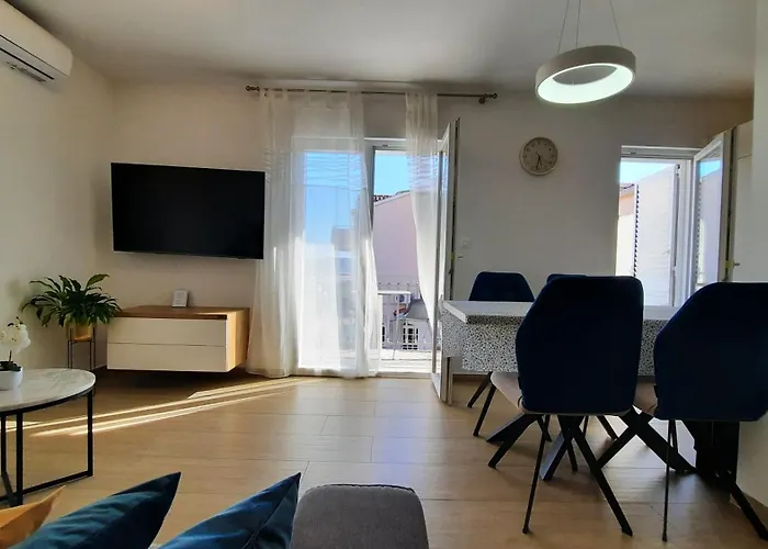 Apartment Luxury Marina View *