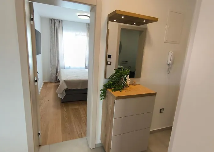 Apartment Luxury Marina View *